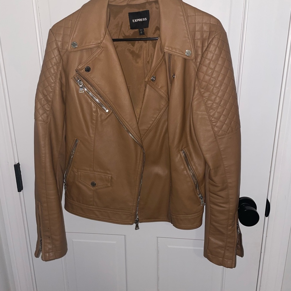 Express Tan Quilted Women's Jacket